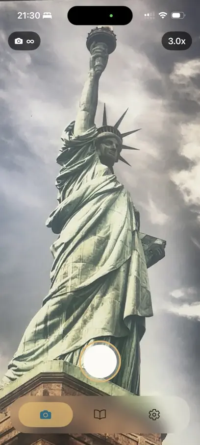 Snaptori AI tour guide app - Statue of Liberty